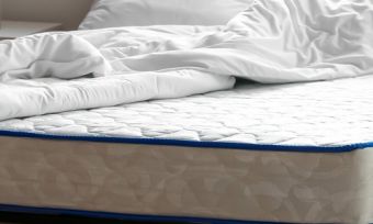 Deep cleaning mattress